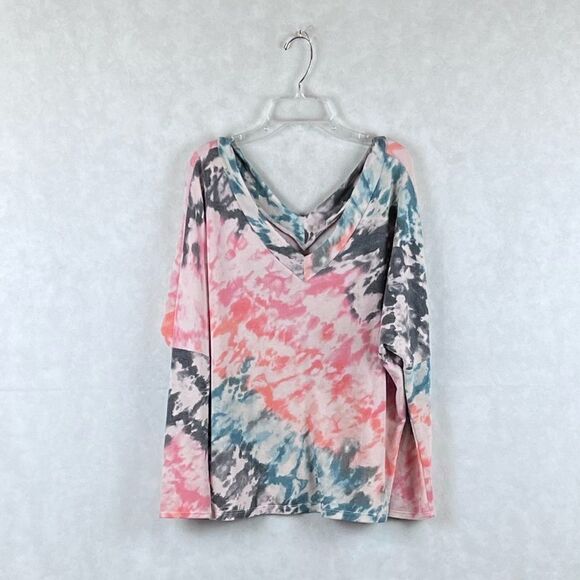 Wasabi + Mint V-Neck Tyed Dyed Top - Picture 1 of 6